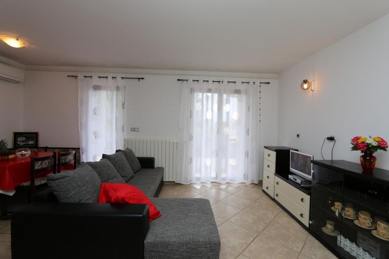 Apartments Iva & Ammm Malinska Kamer foto